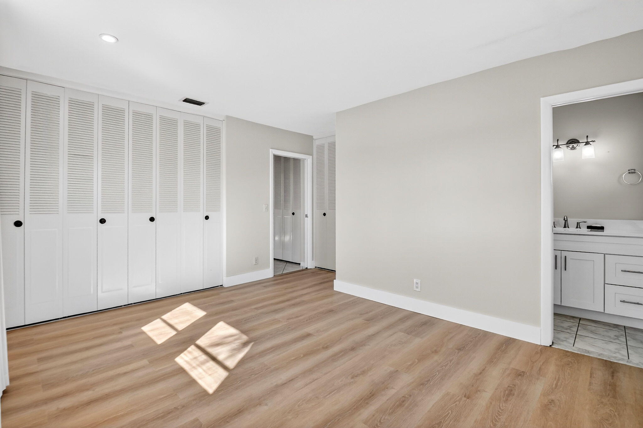 2783 E Dudley Dr Drive E D