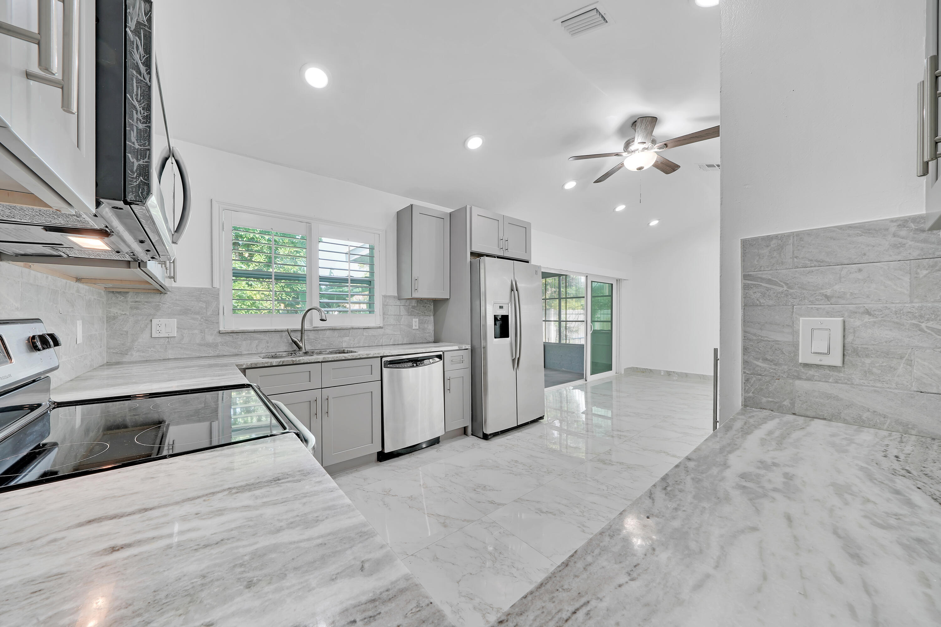 724 Avenue Chaumont