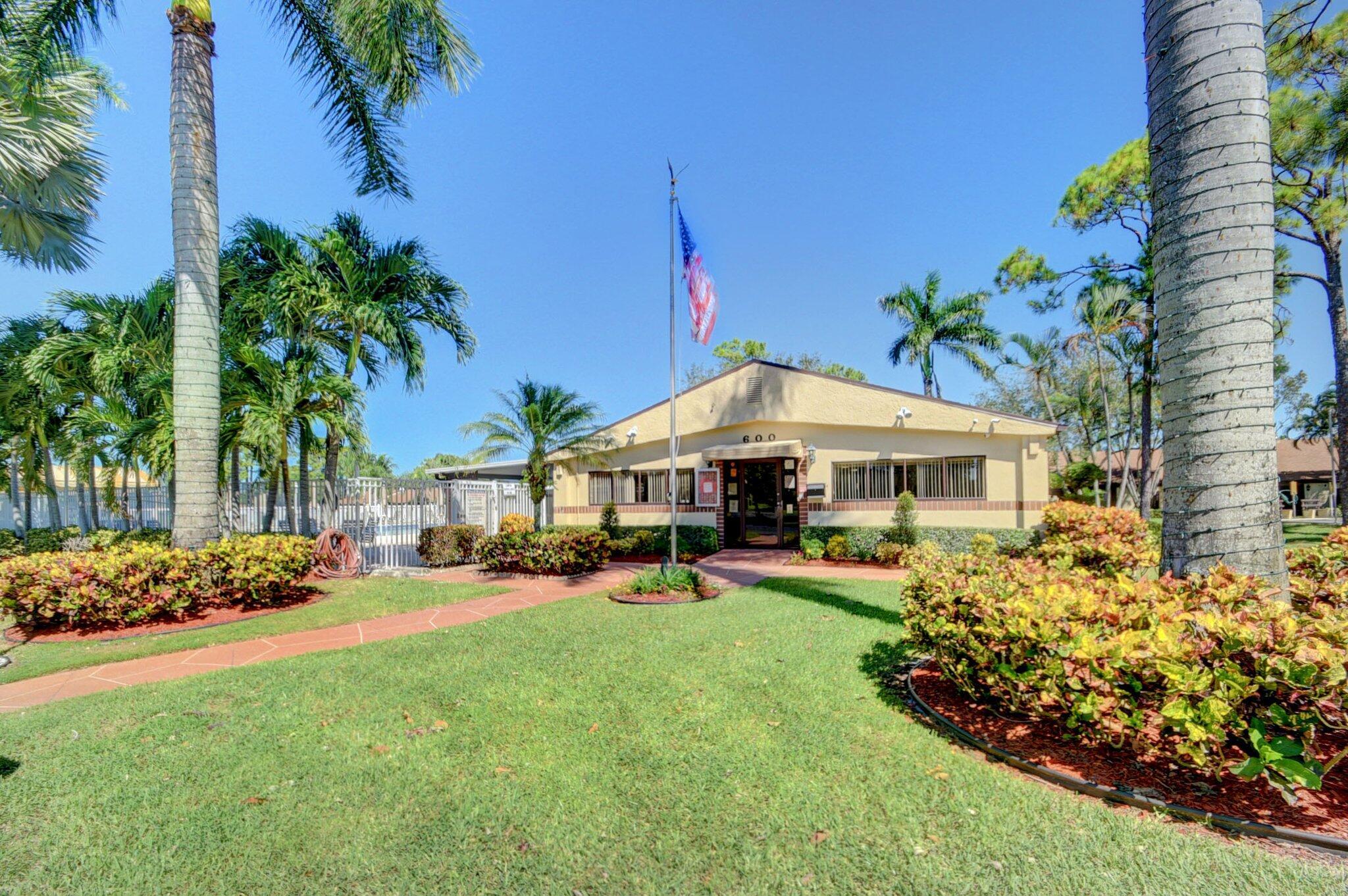 616 SEA PINE Way C2