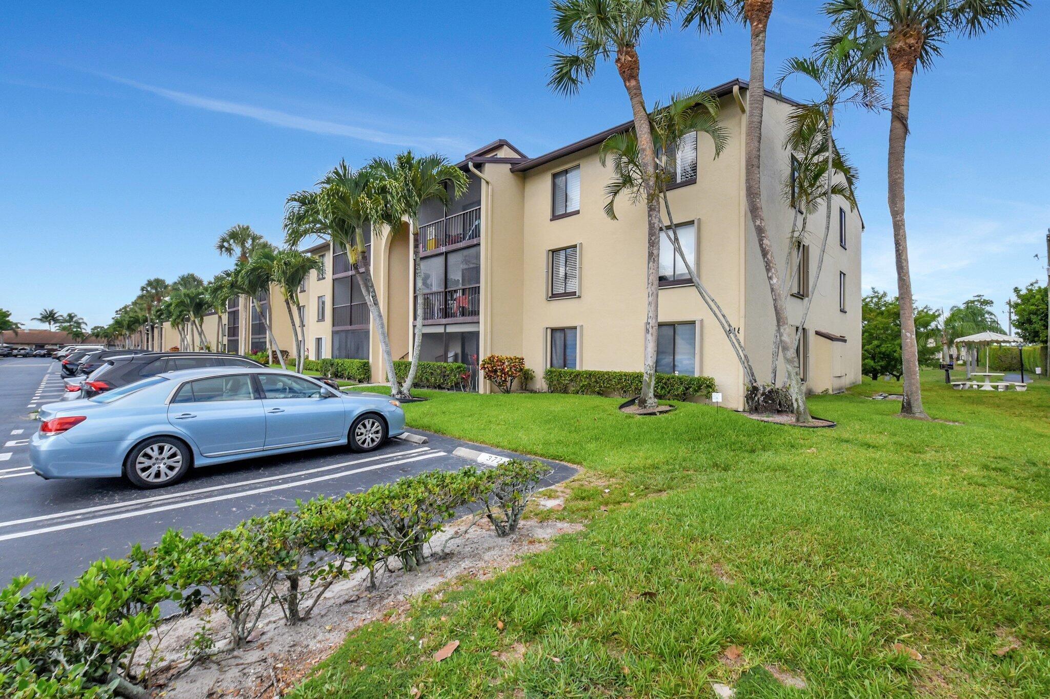 616 SEA PINE Way C2