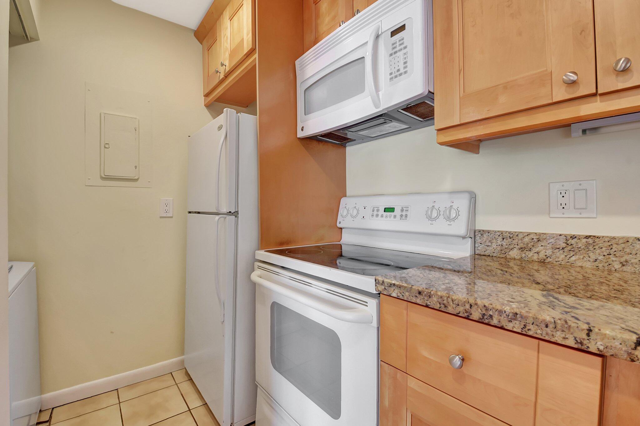 616 SEA PINE Way C2