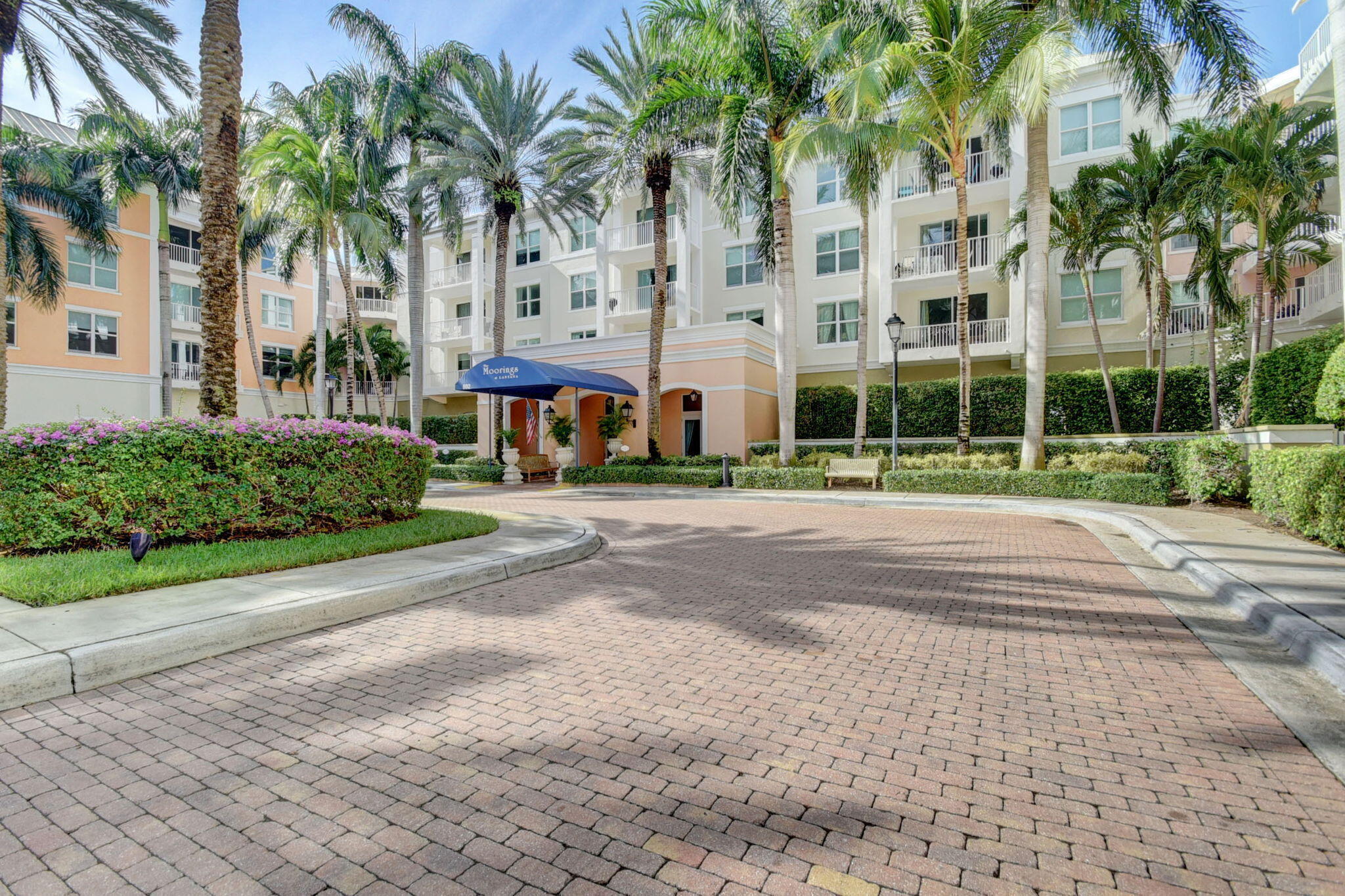 802 W WINDWARD Way 316