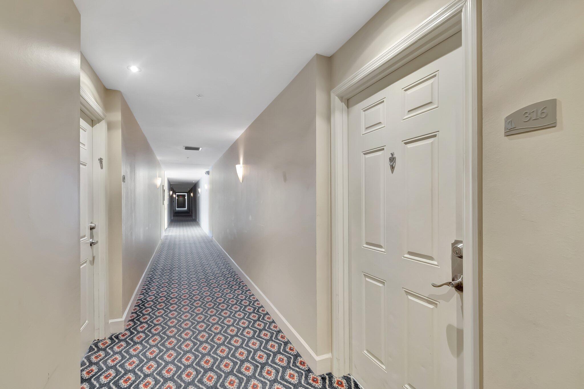 802 W WINDWARD Way 316