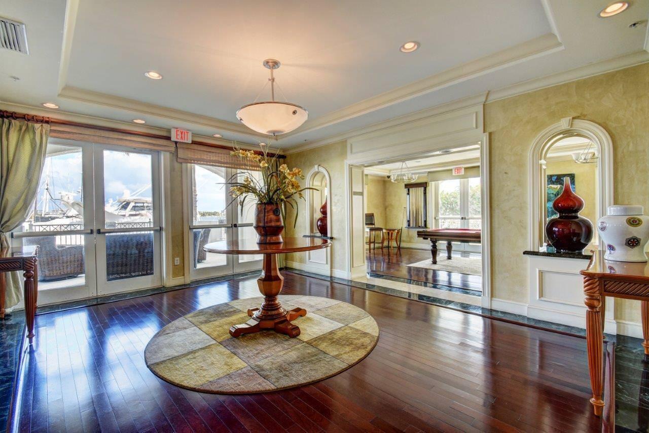802 W WINDWARD Way 316
