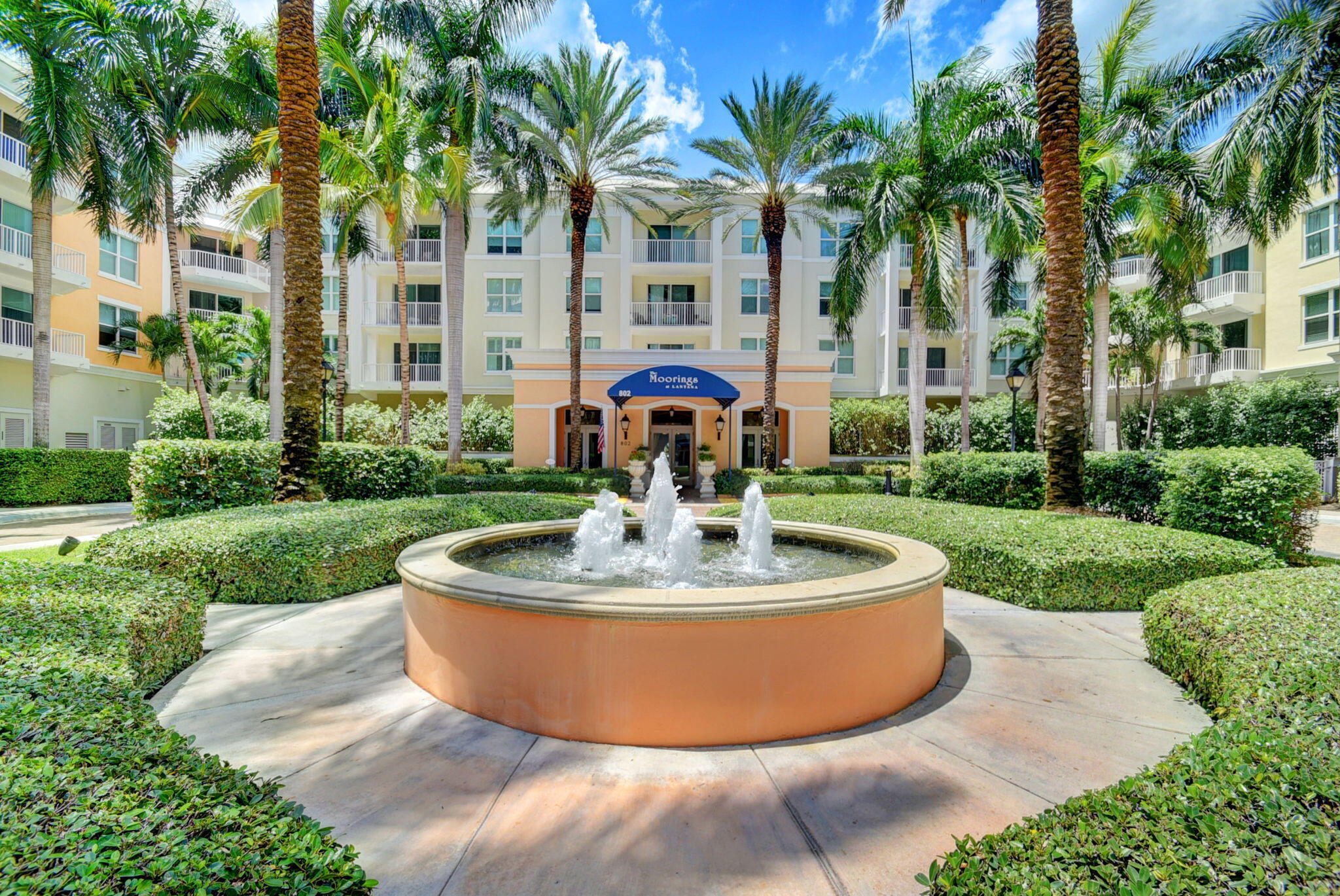 802 W WINDWARD Way 316