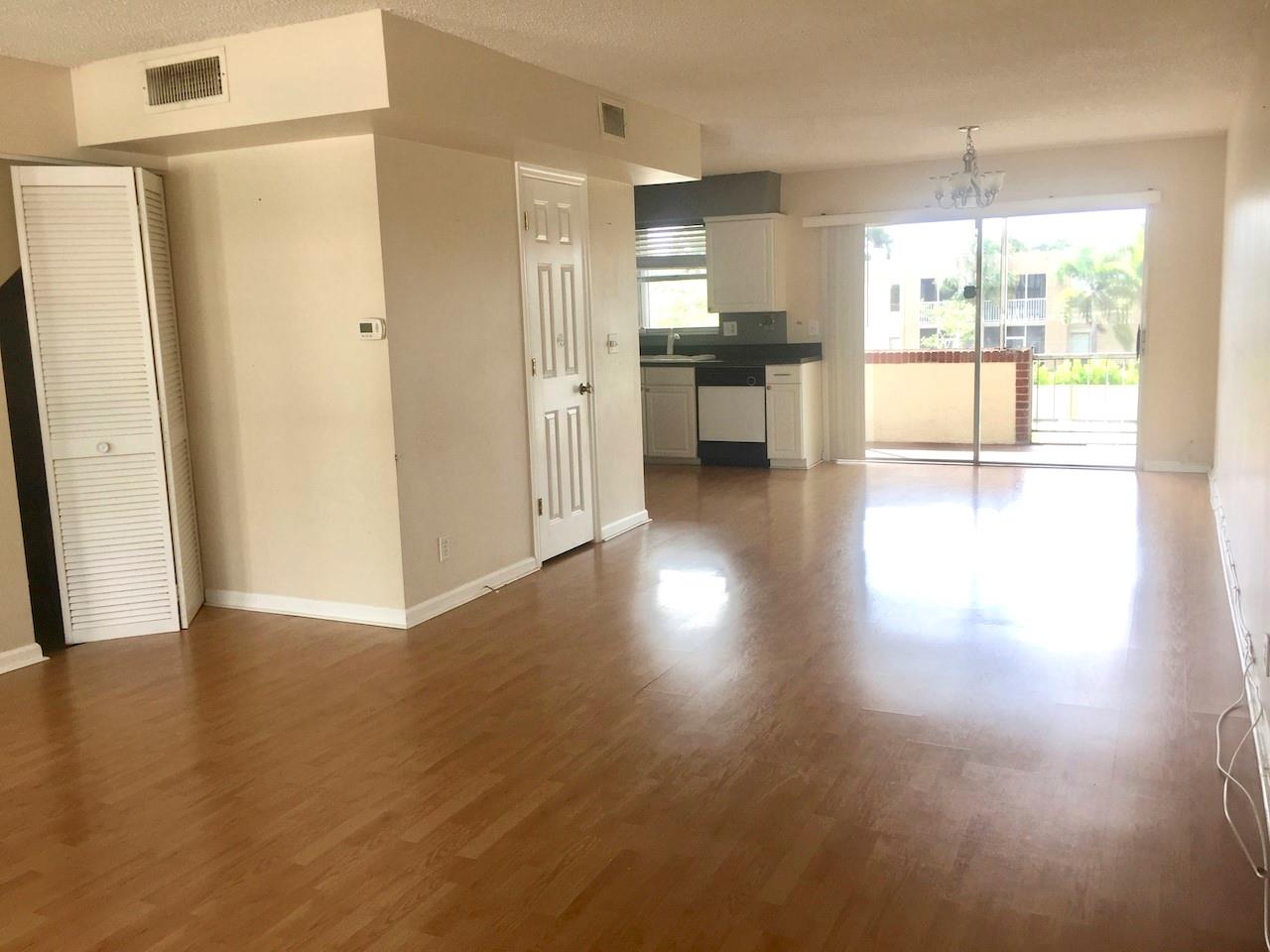 1100 SE 4th Ave 33