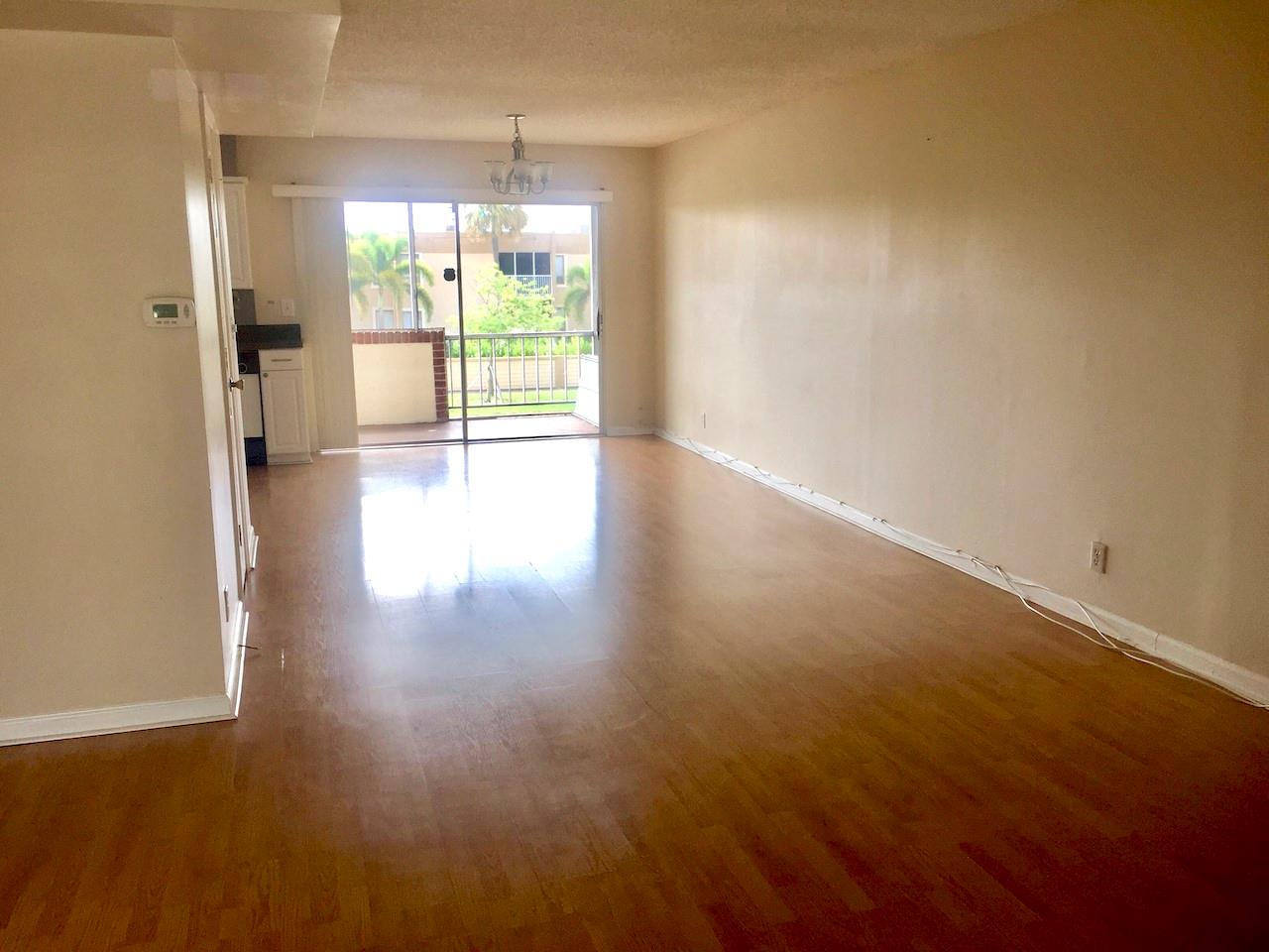 1100 SE 4th Ave 33