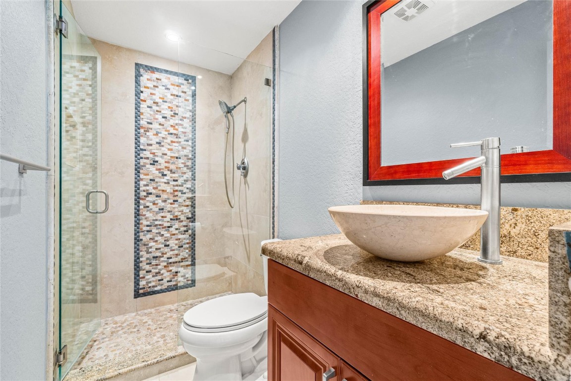 4763 Quailwood Cres B