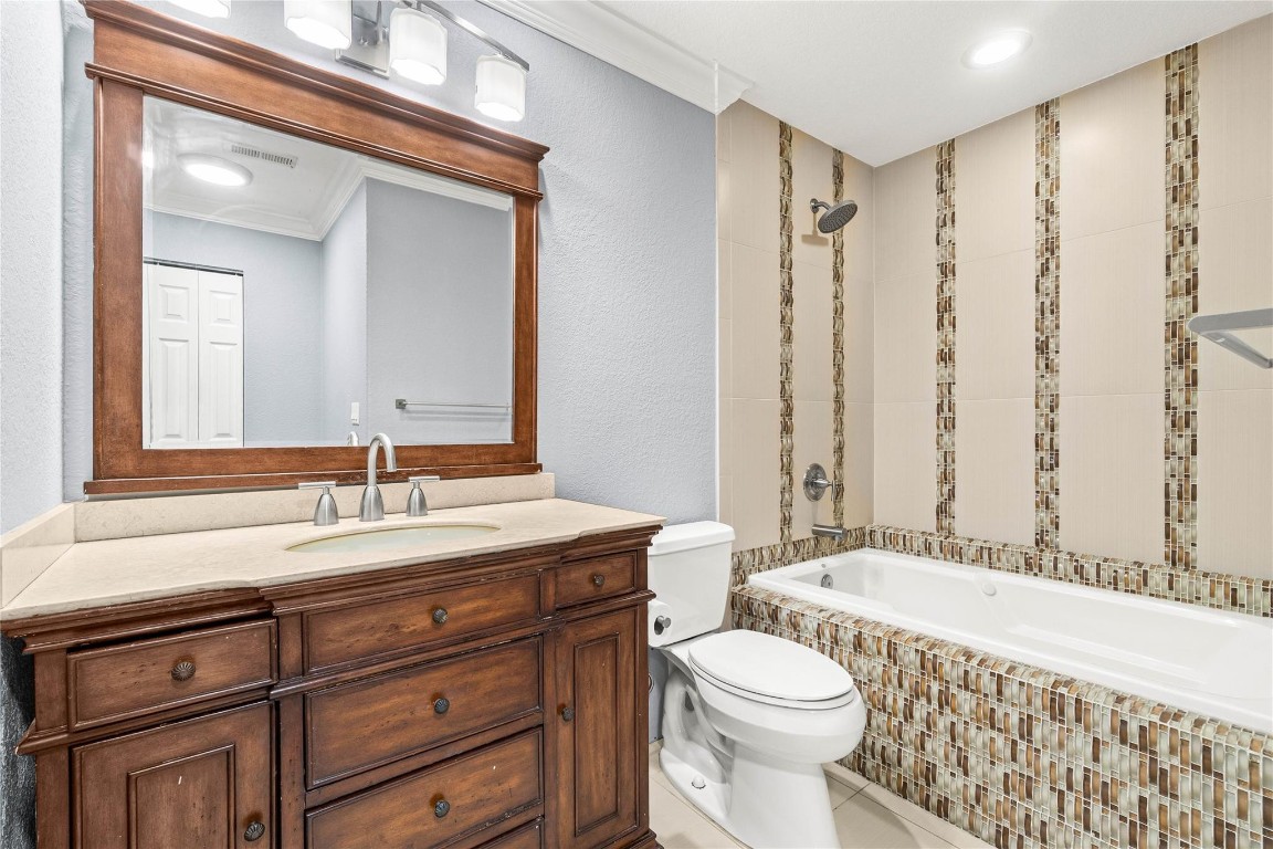 4763 Quailwood Cres B