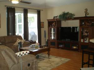 4832 Gateway Gardens Drive