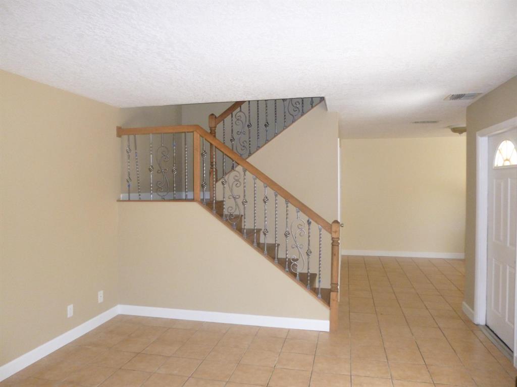 135 Lake Arbor Drive