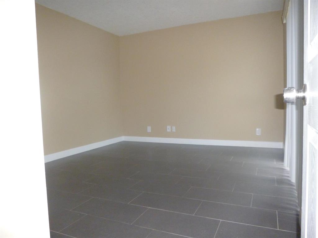 135 Lake Arbor Drive