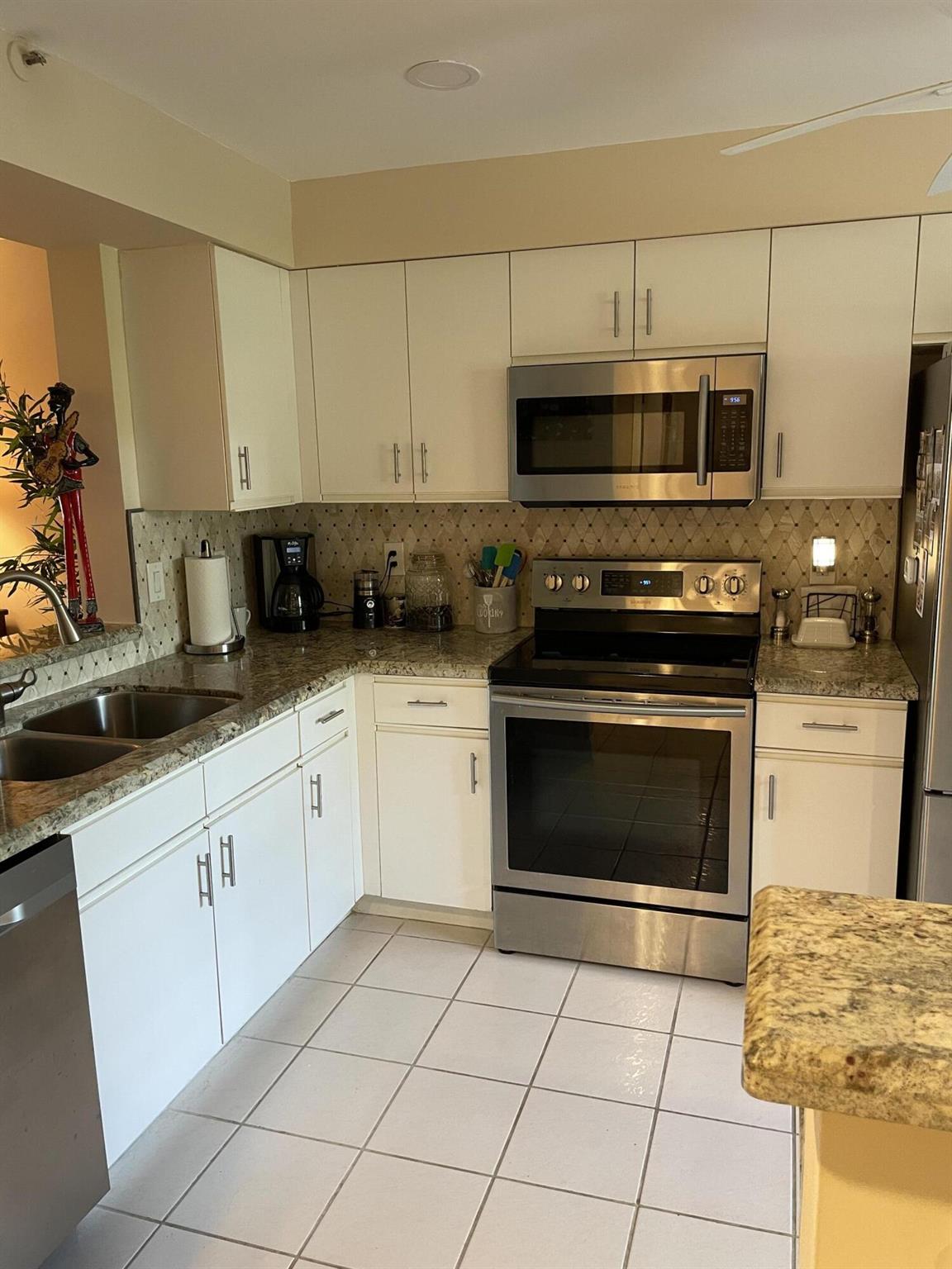 14096 Huntington Pointe Drive 106