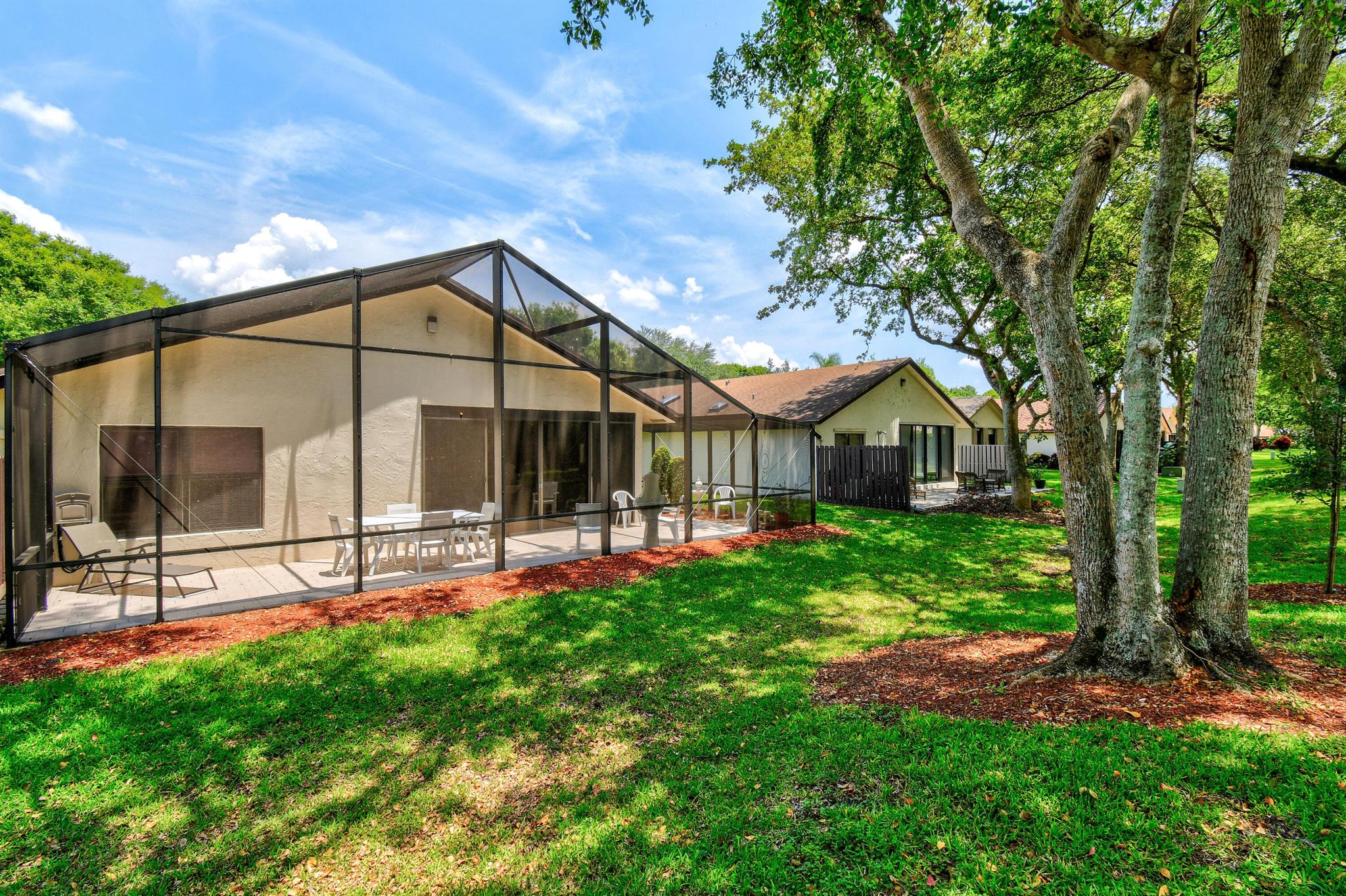 4716 Boxwood Circle