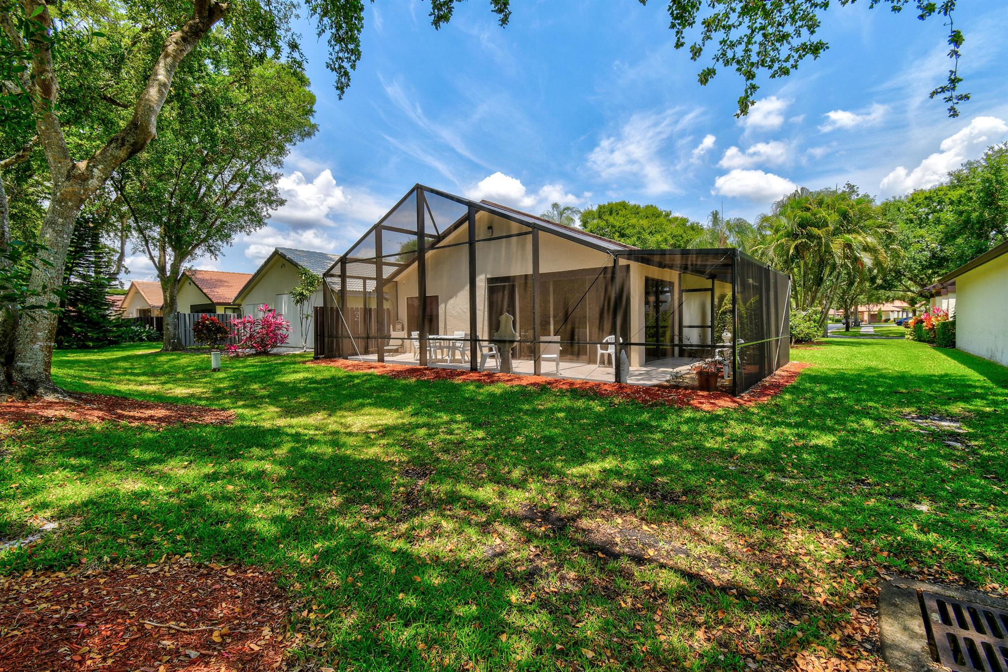 4716 Boxwood Circle