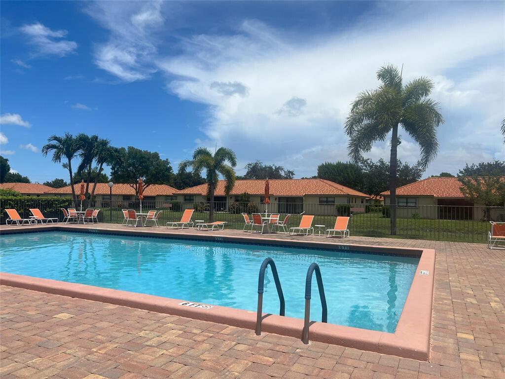 9875 Pineapple Tree Drive 205