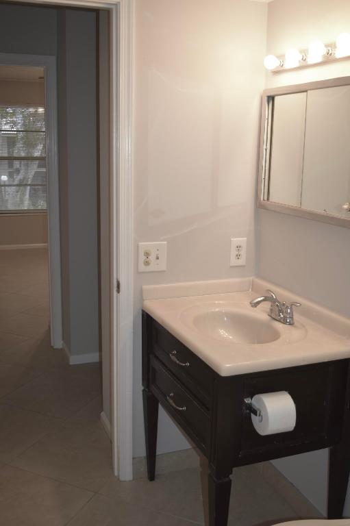 9875 Pineapple Tree Drive 205