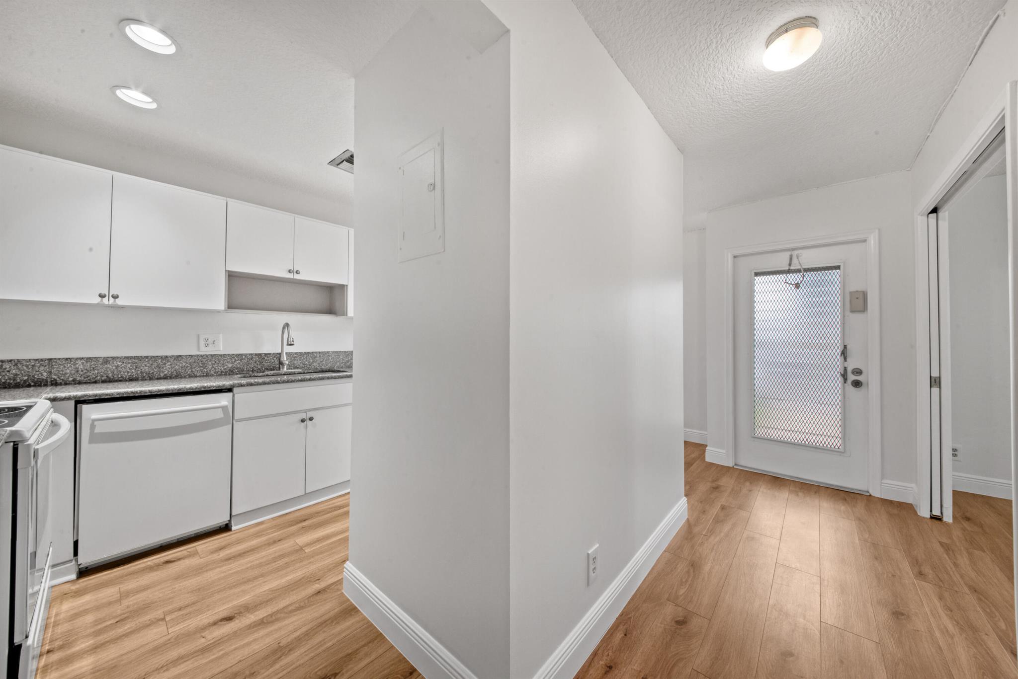 1845 NW 18th Street 103