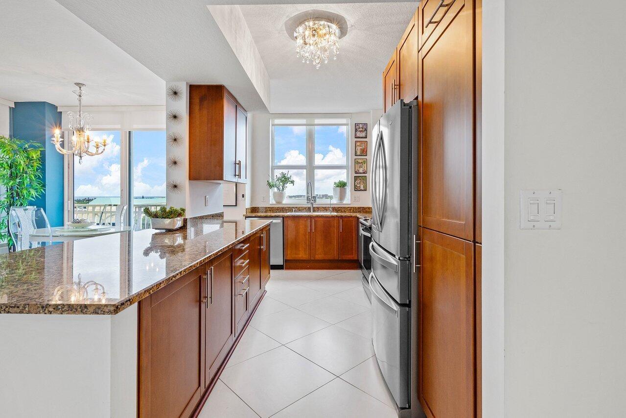 350 N Federal Highway 912