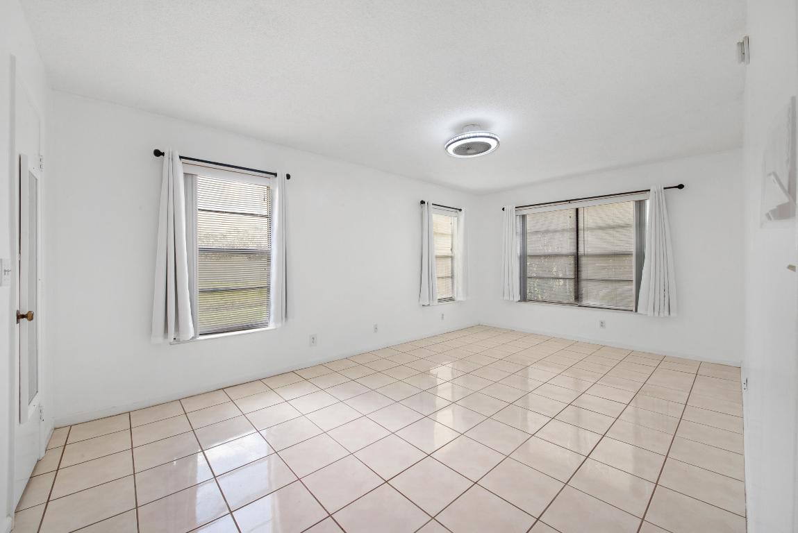 9935 Pineapple Tree Drive 108