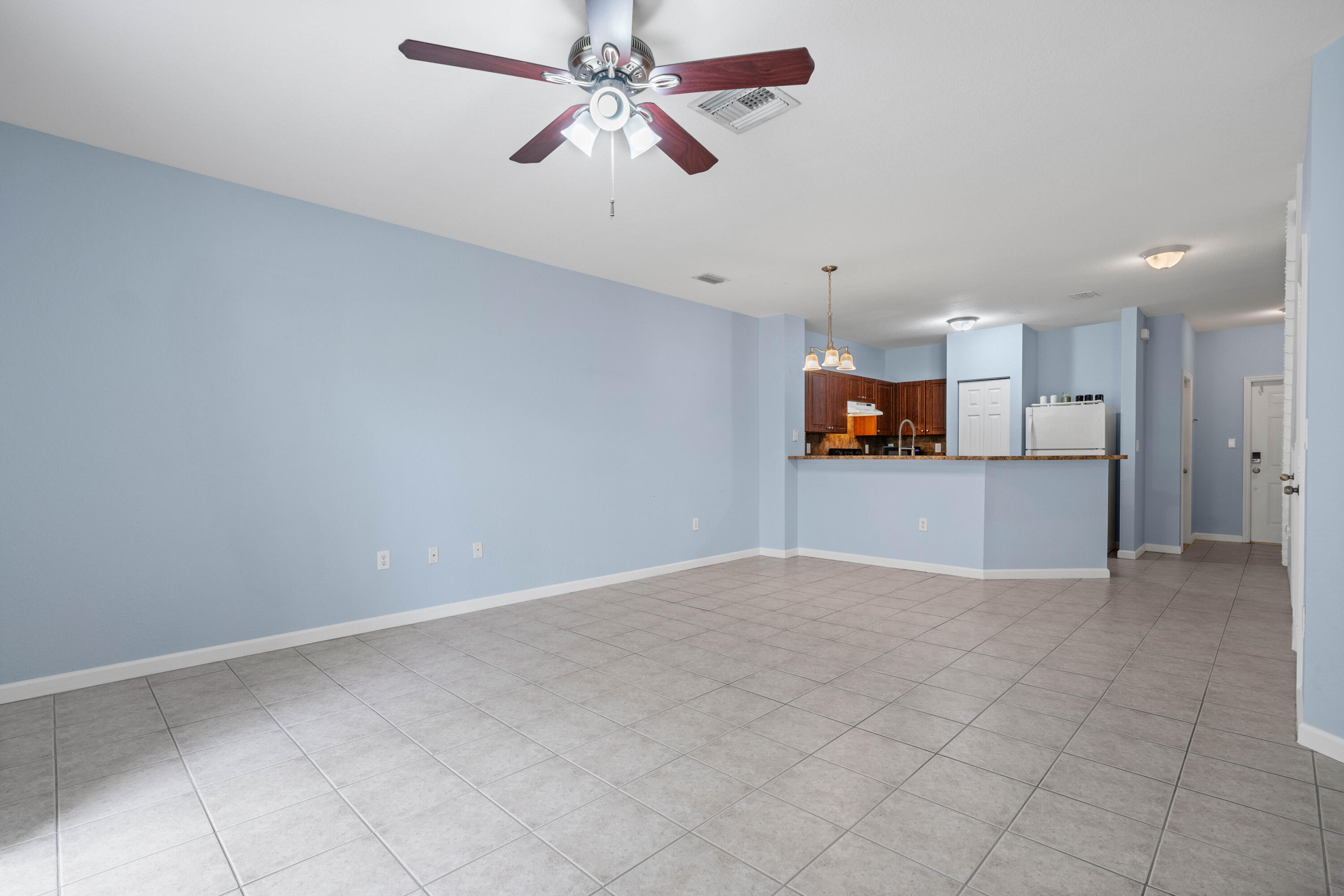 5035 SE Mariner Garden Circle