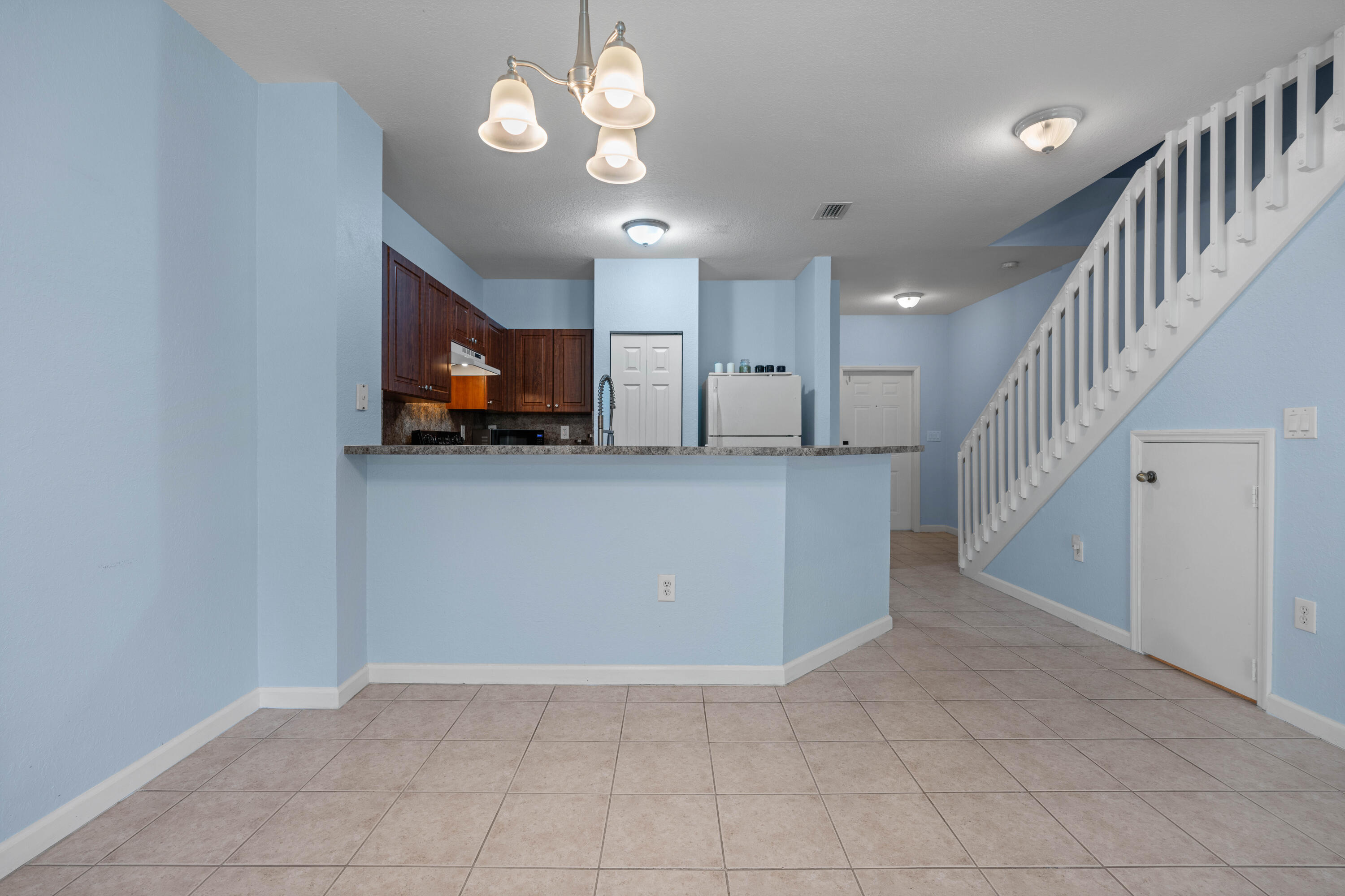 5035 SE Mariner Garden Circle