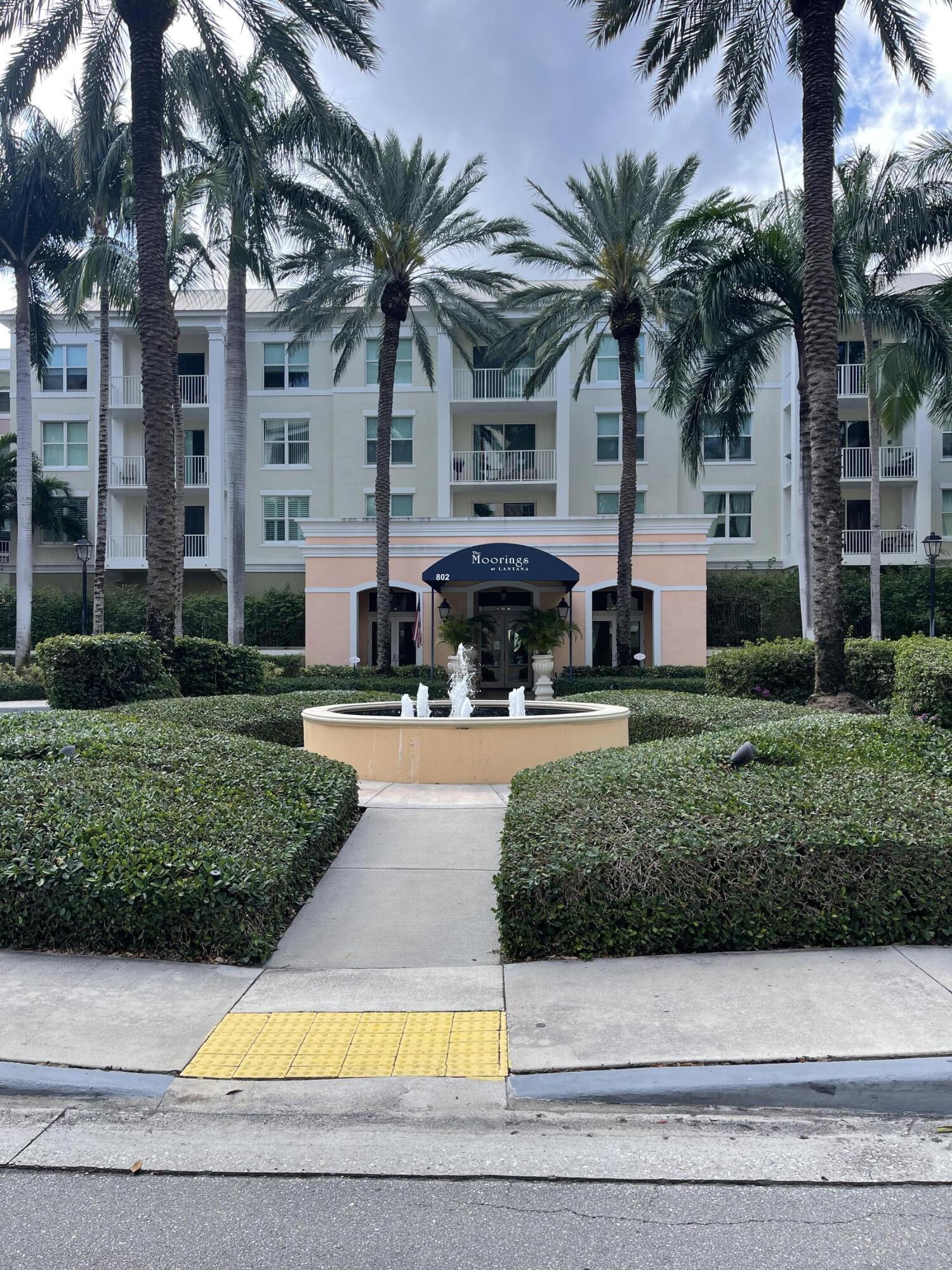 802 W Windward Way 316