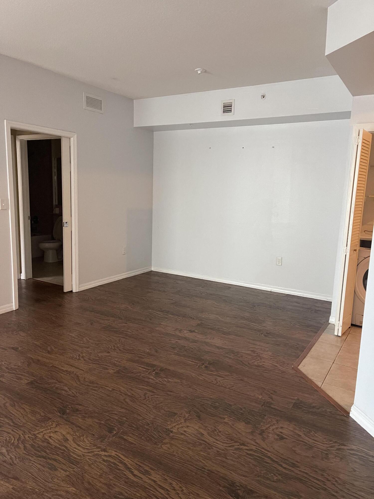 802 W Windward Way 316