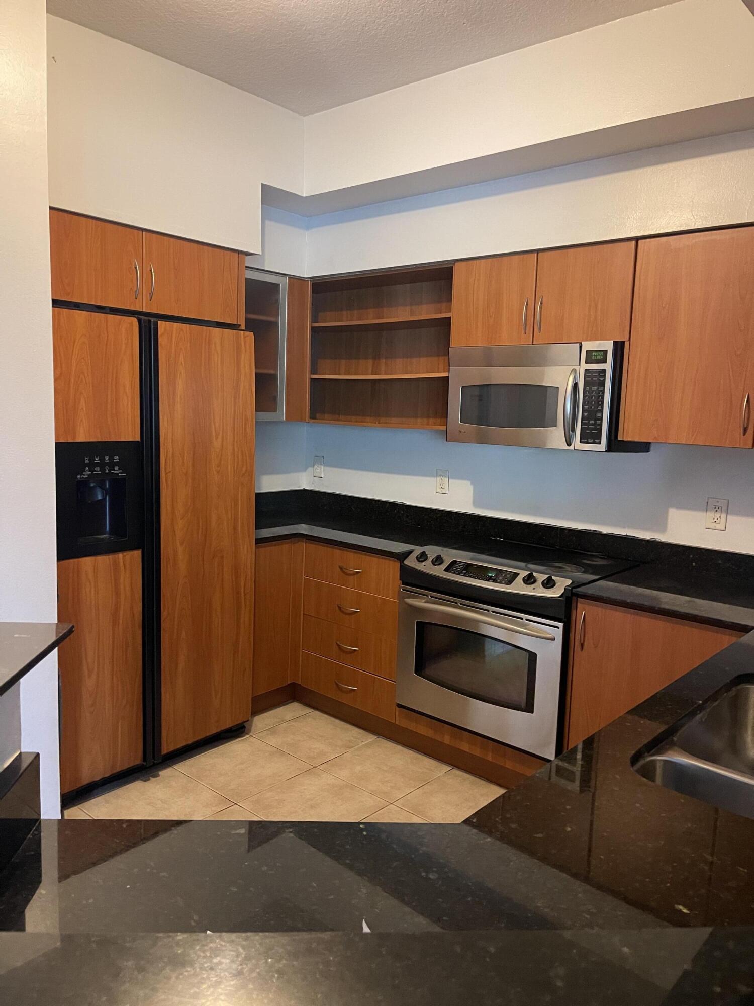 802 W Windward Way 316