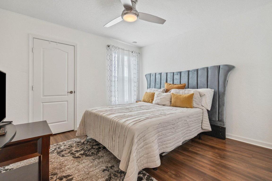 4377 Colony View Drive