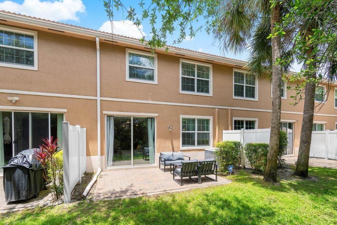 4377 Colony View Drive