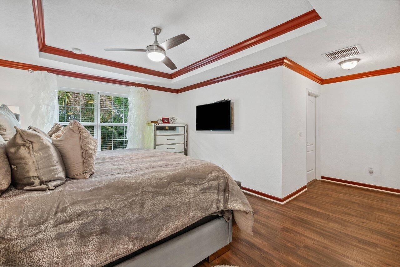 4377 Colony View Drive