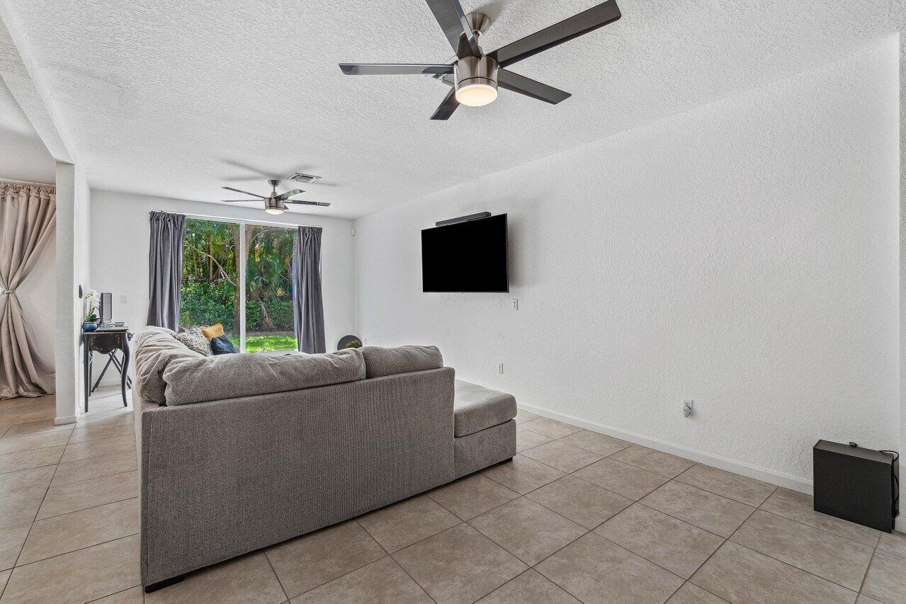 4377 Colony View Drive