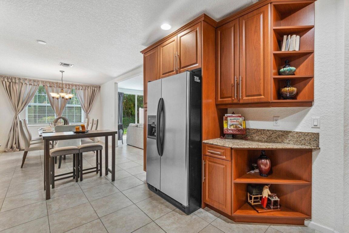 4377 Colony View Drive