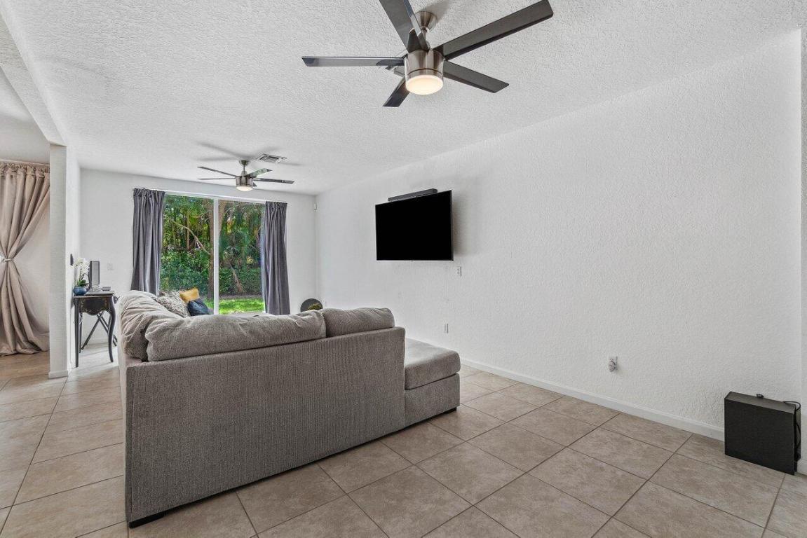 4377 Colony View Drive