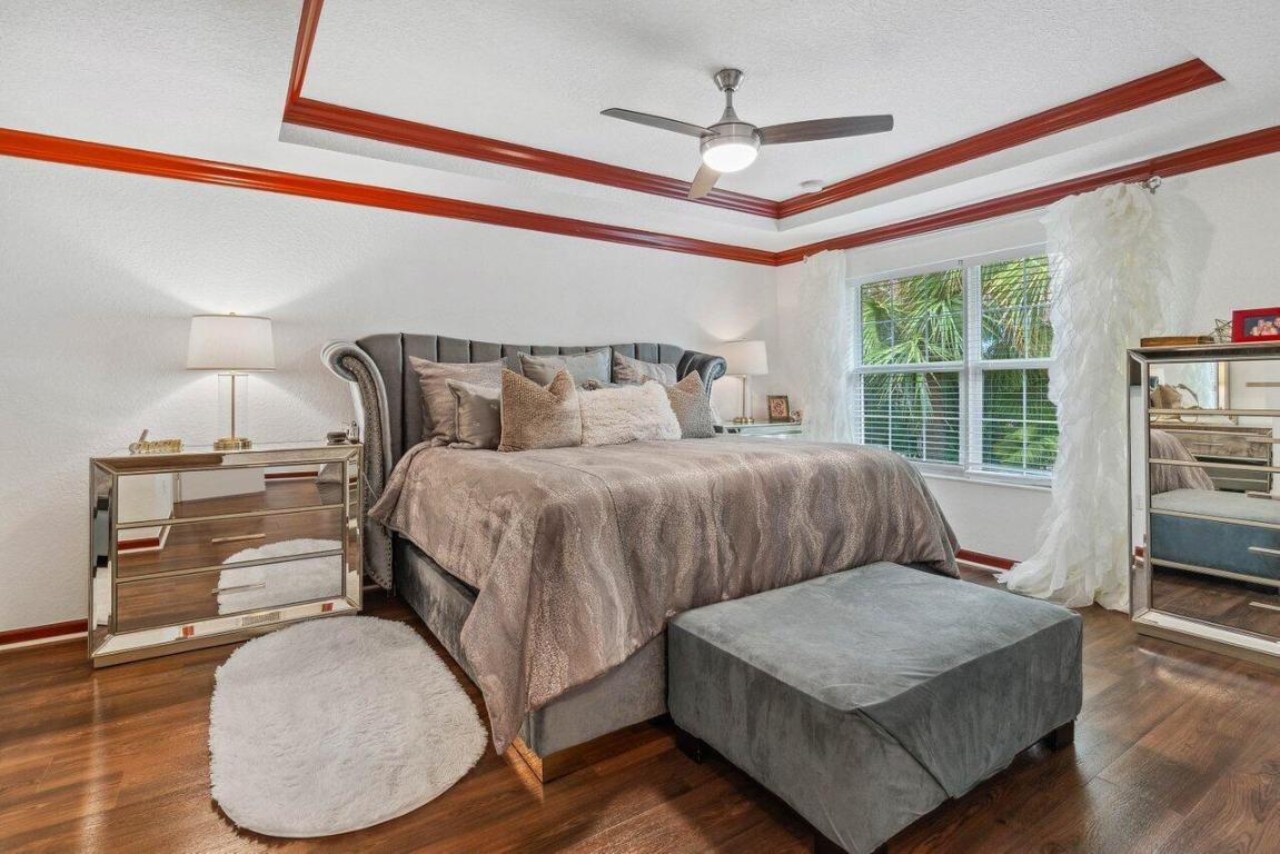 4377 Colony View Drive