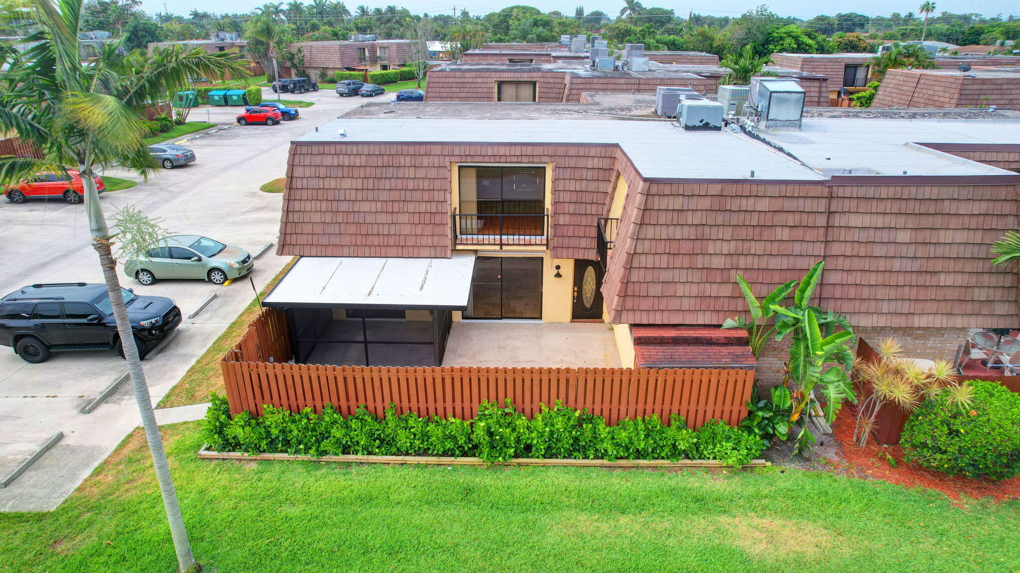 892 Springdale Circle