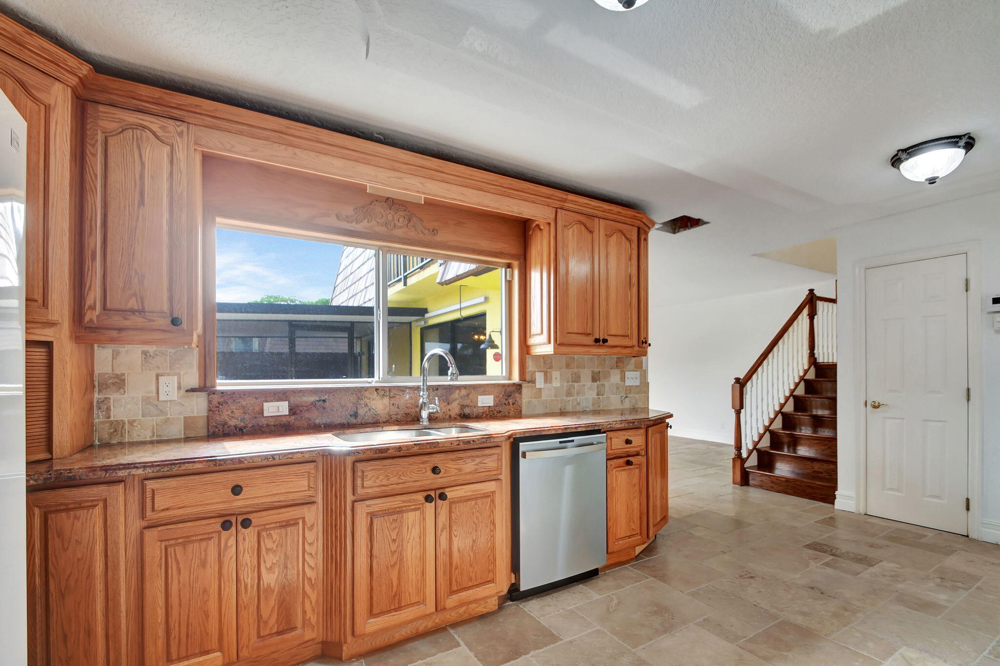 892 Springdale Circle