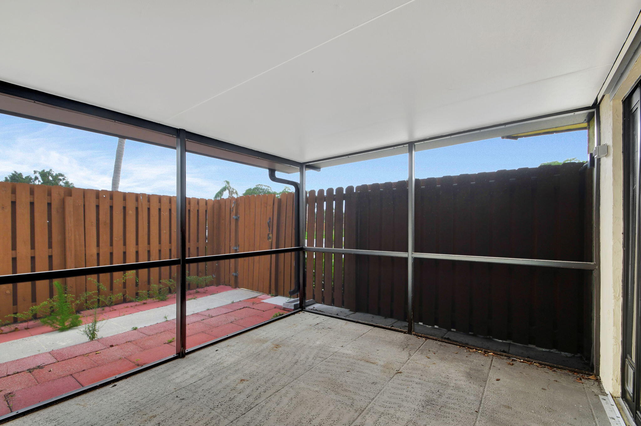 892 Springdale Circle