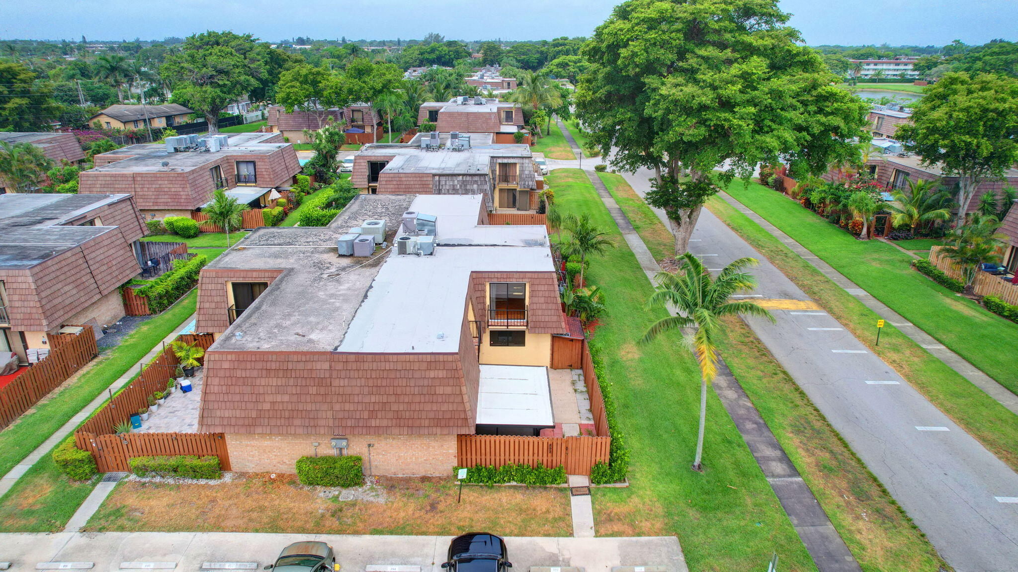 892 Springdale Circle