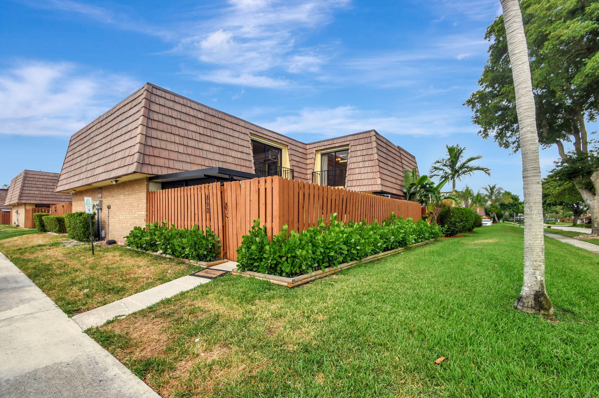 892 Springdale Circle