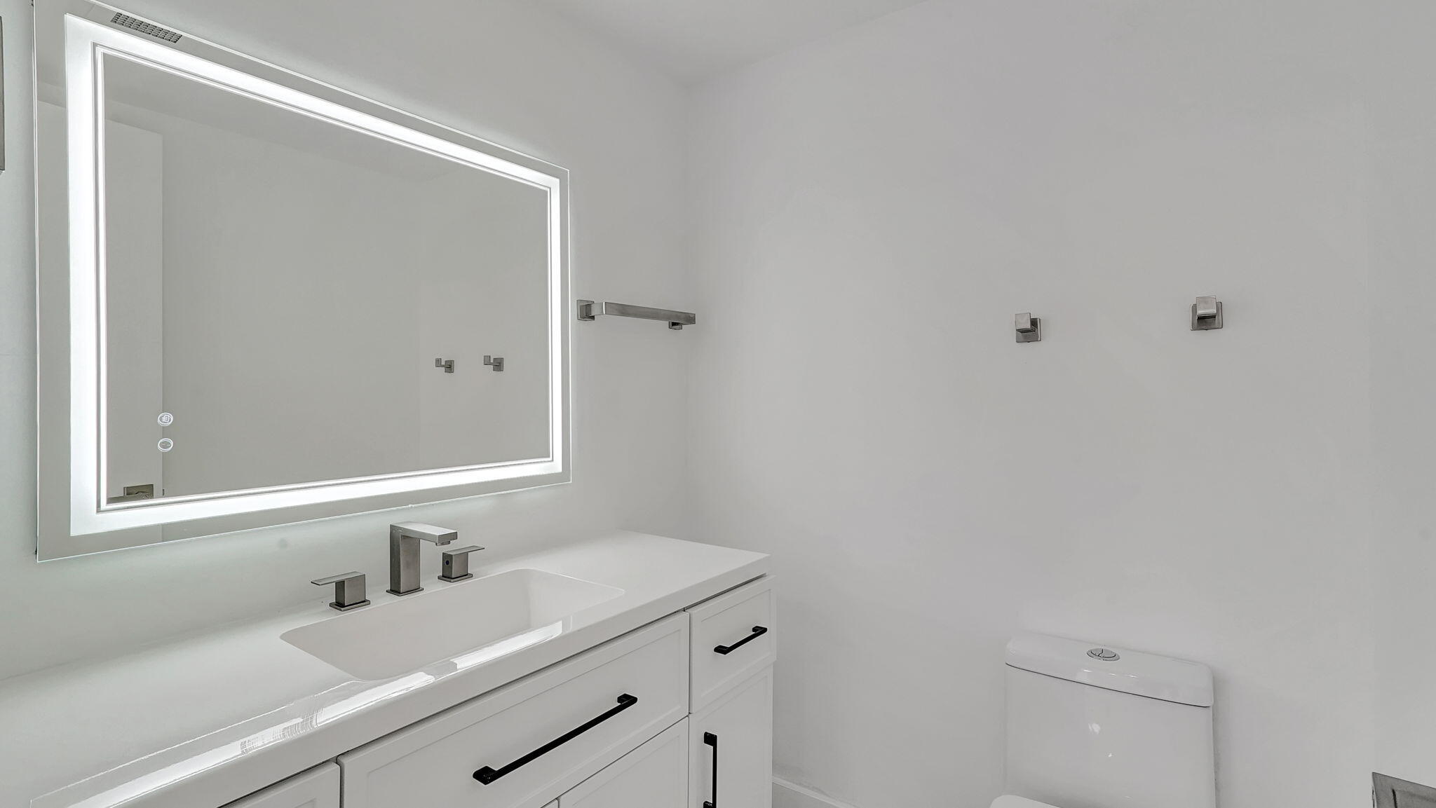 1985 S Ocean Drive 11e