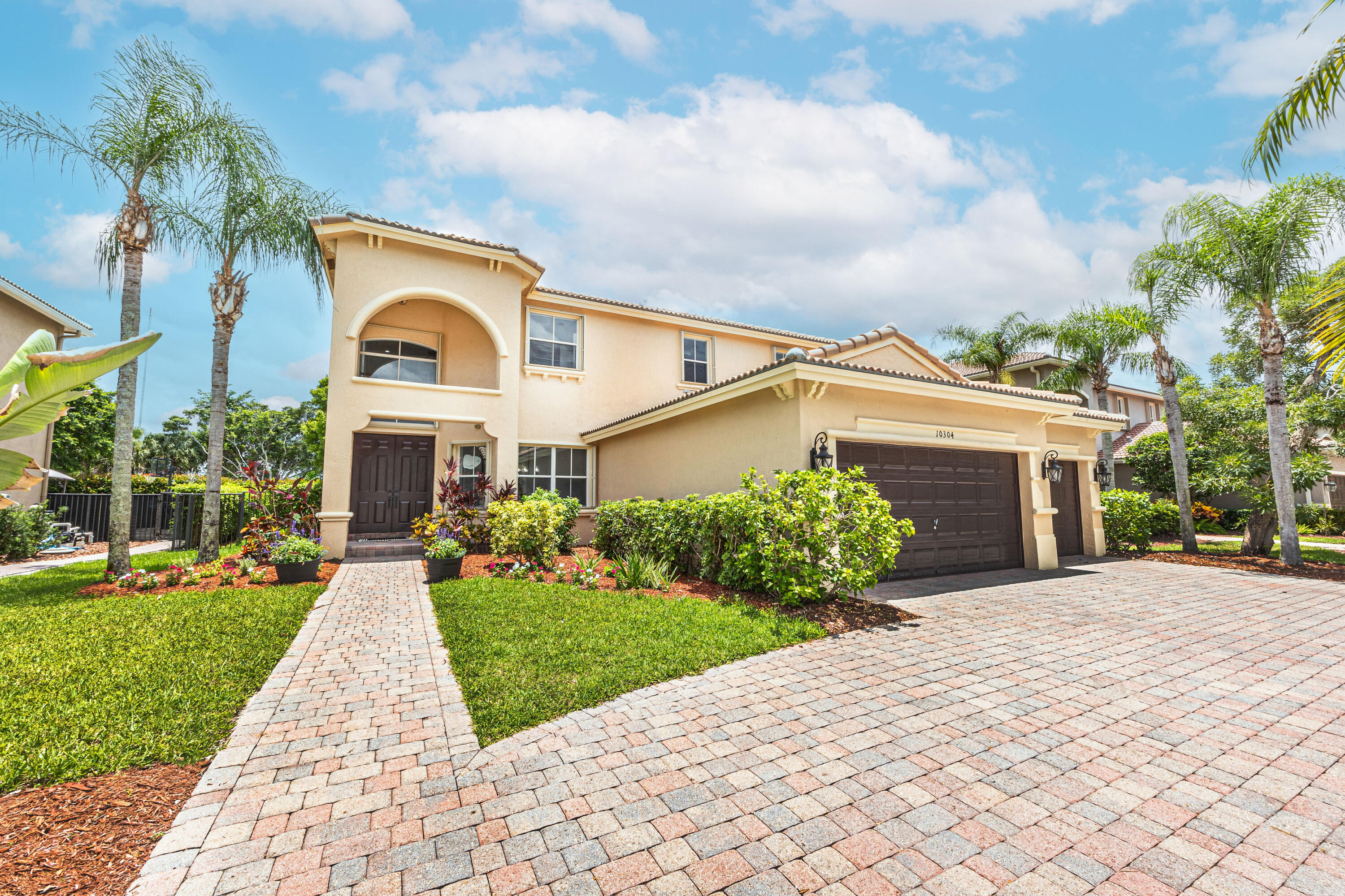 10304 Cypress Lakes Preserve Drive