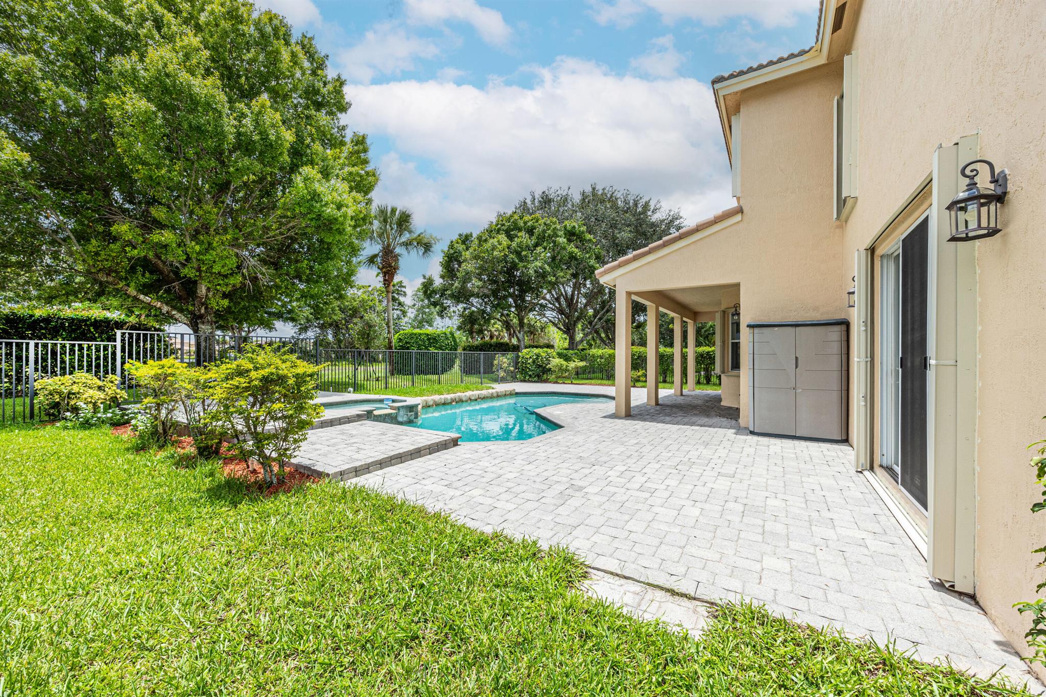 10304 Cypress Lakes Preserve Drive