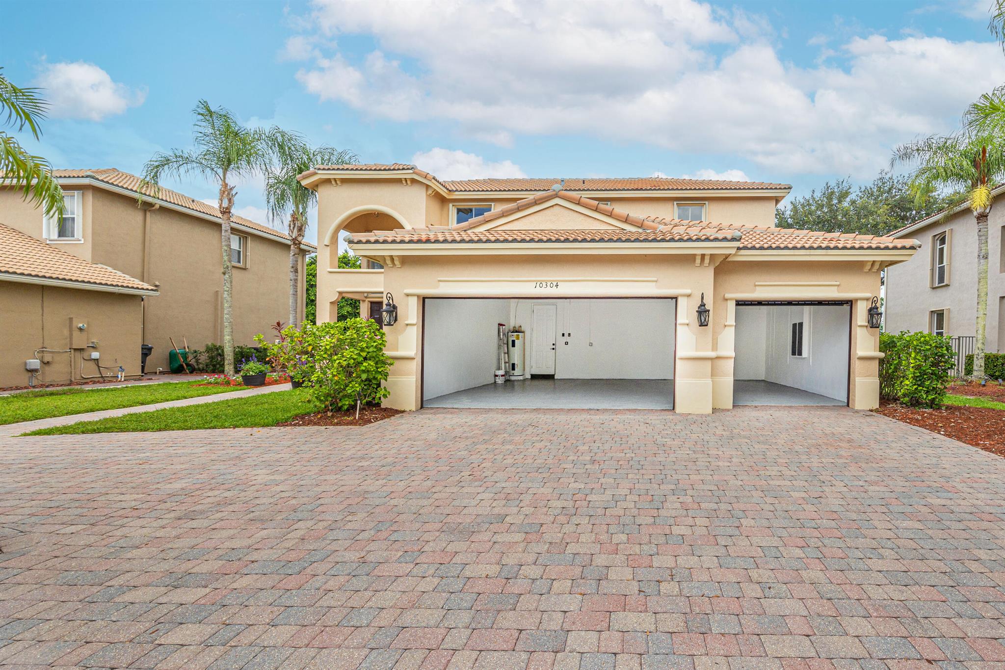 10304 Cypress Lakes Preserve Drive