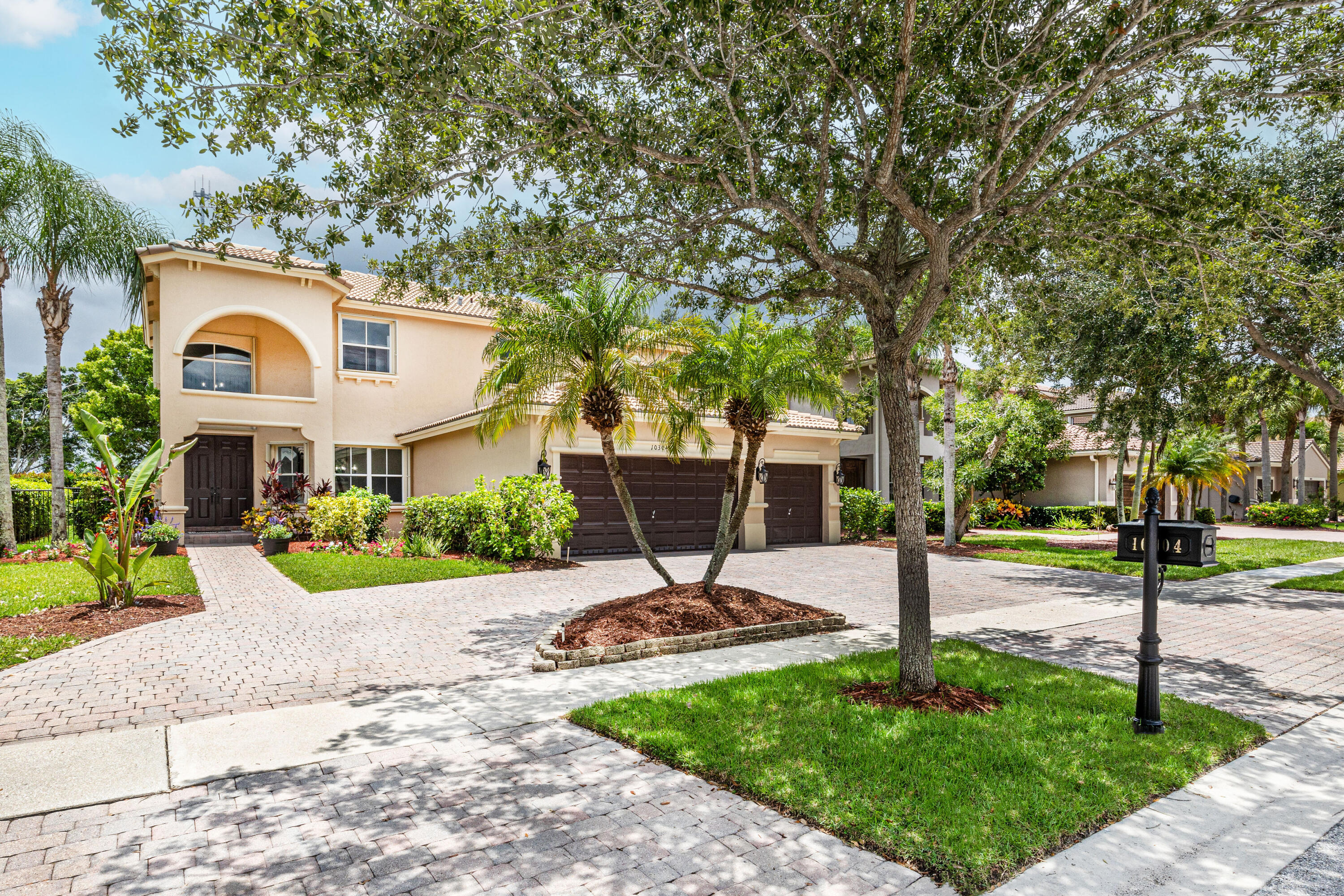 10304 Cypress Lakes Preserve Drive