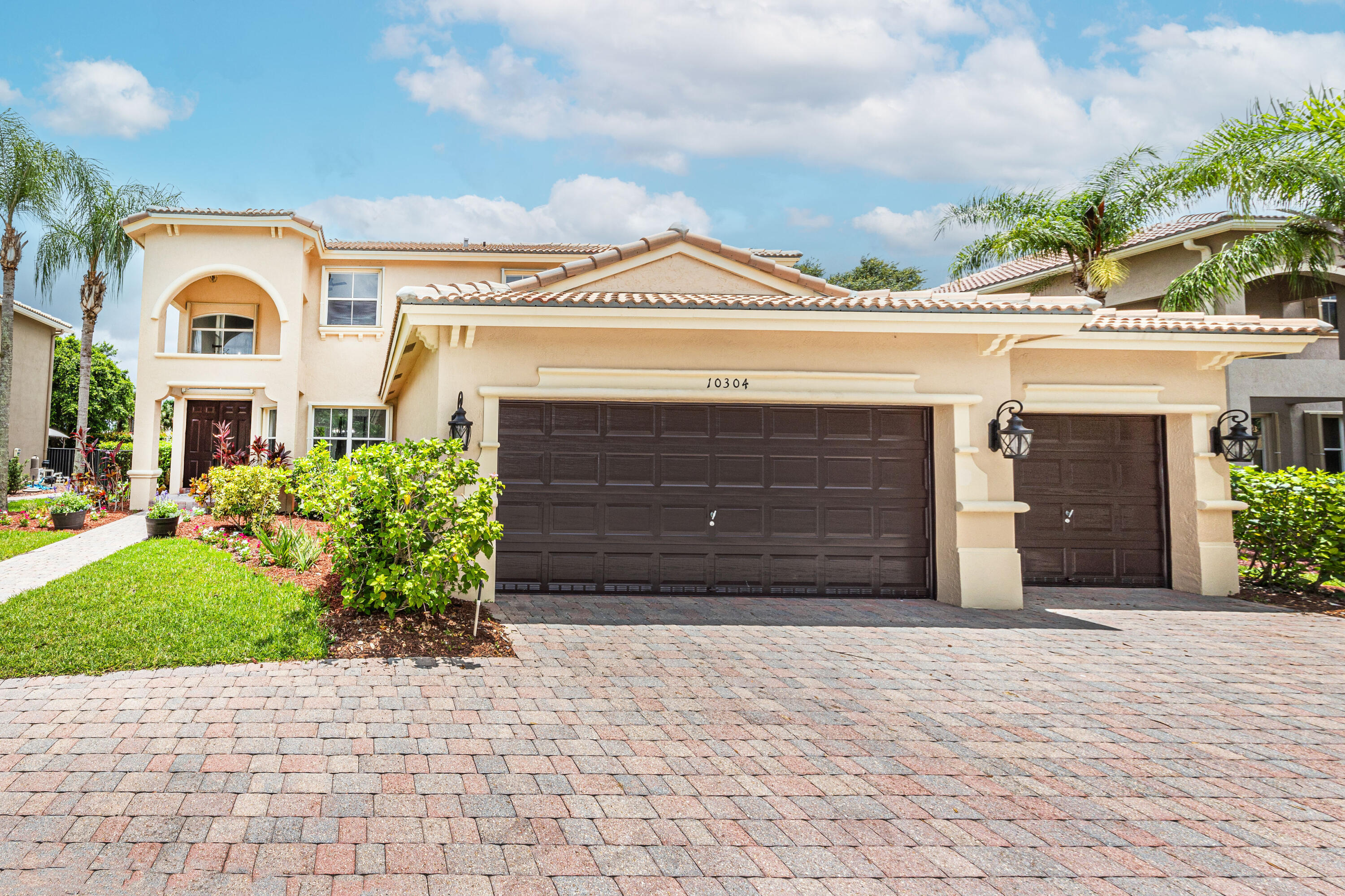 10304 Cypress Lakes Preserve Drive