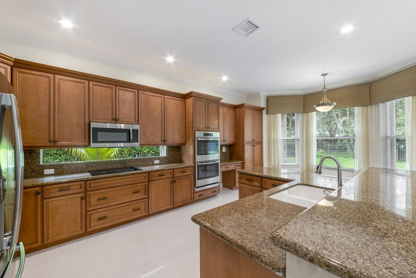 11177 Sunset Ridge Circle