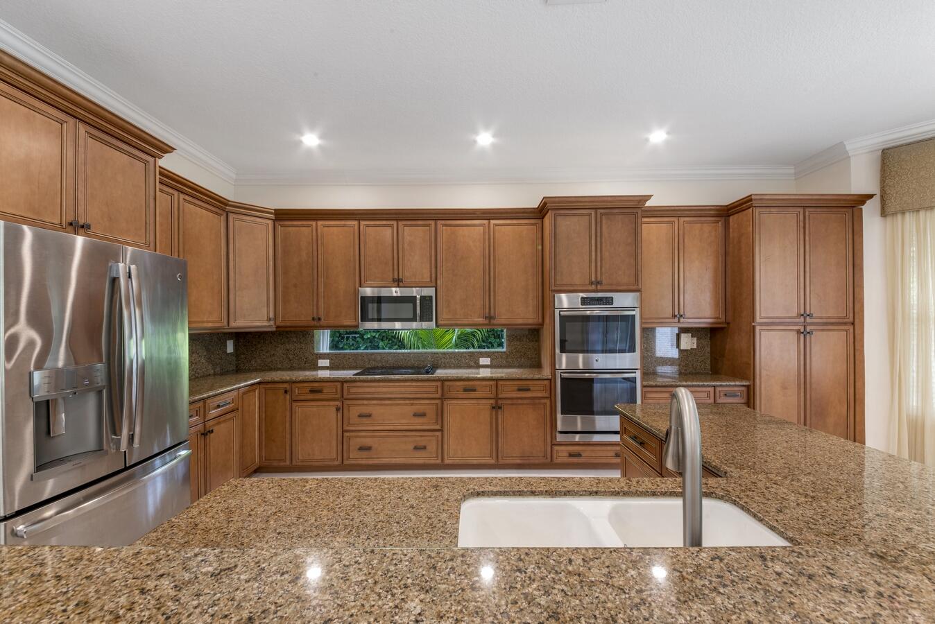 11177 Sunset Ridge Circle