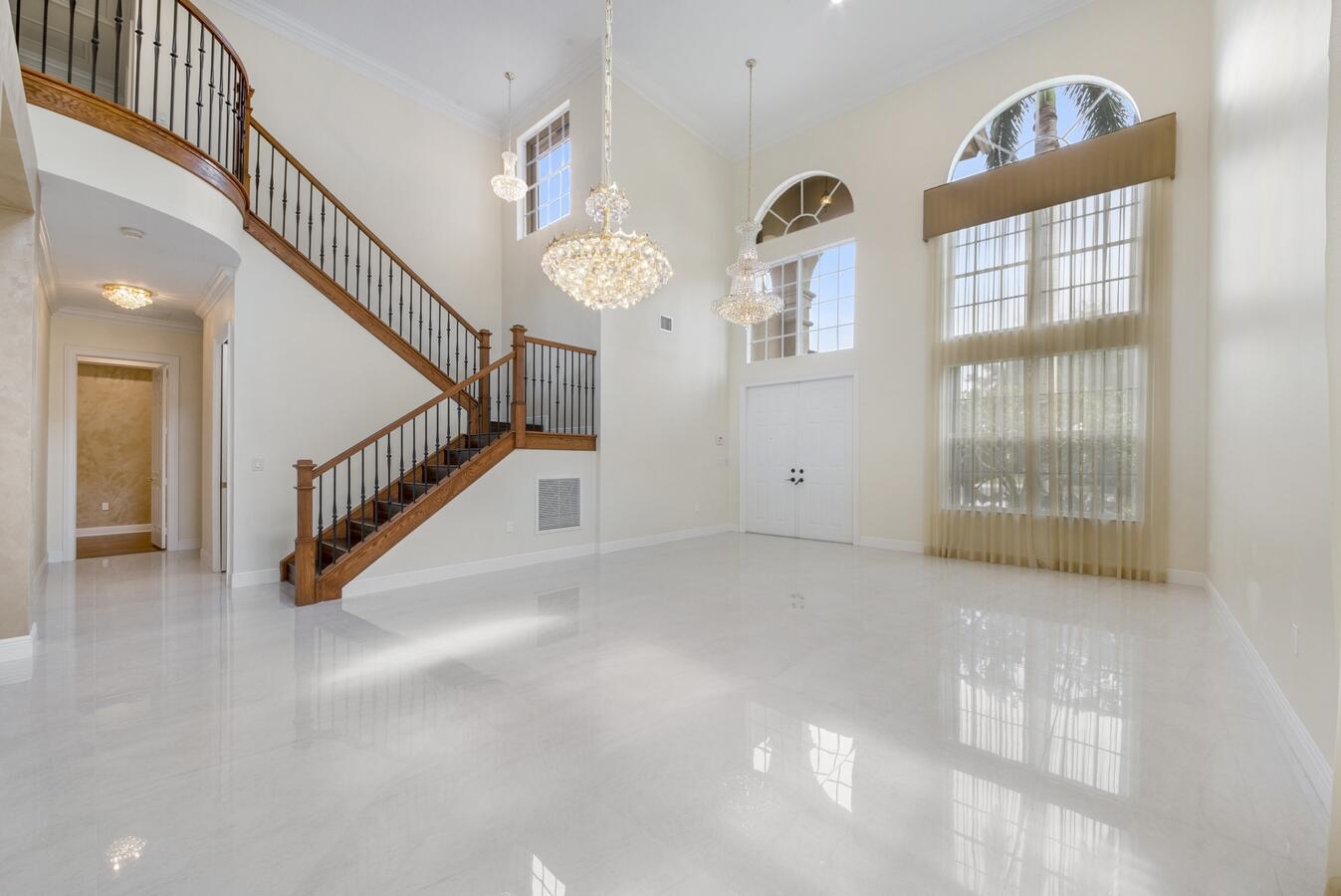 11177 Sunset Ridge Circle